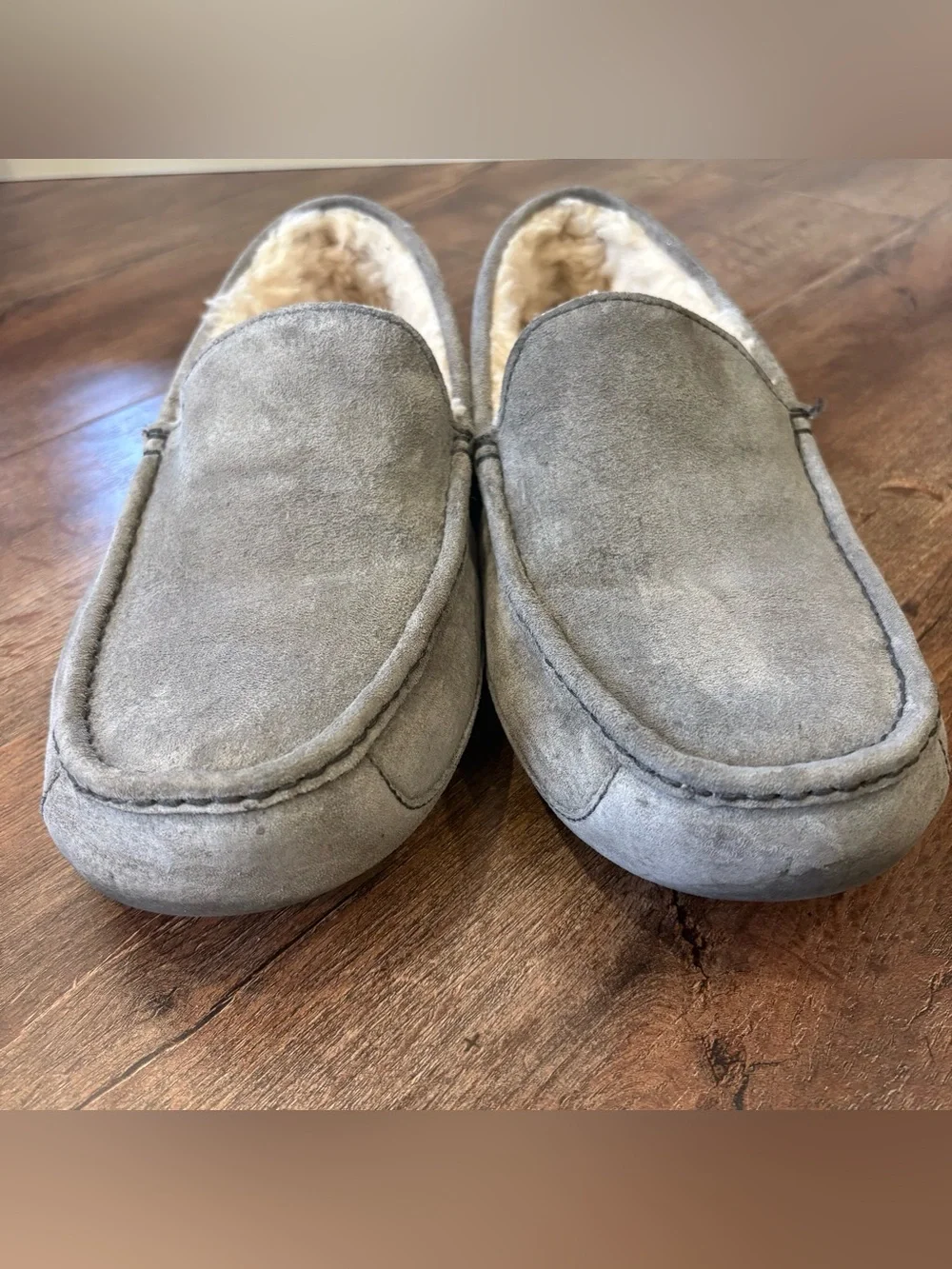 UGG Australia Ascot Slippers Men’s 13 Gray Suede Sheepskin Lined Moccasins